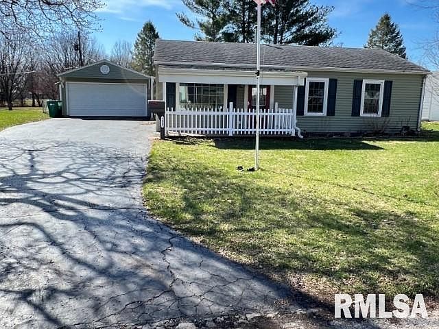 1st image of 1465 Meadow Dr