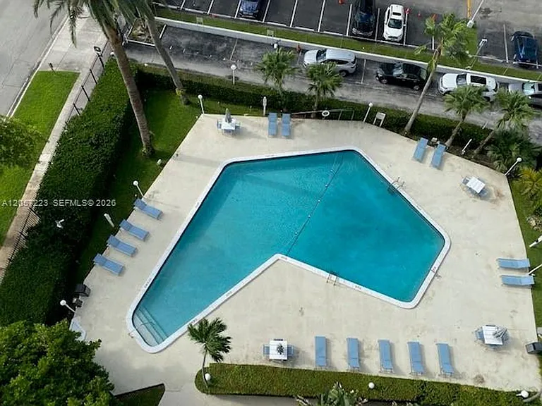 1408 Brickell Bay Dr #CU-1009 — Photo 18