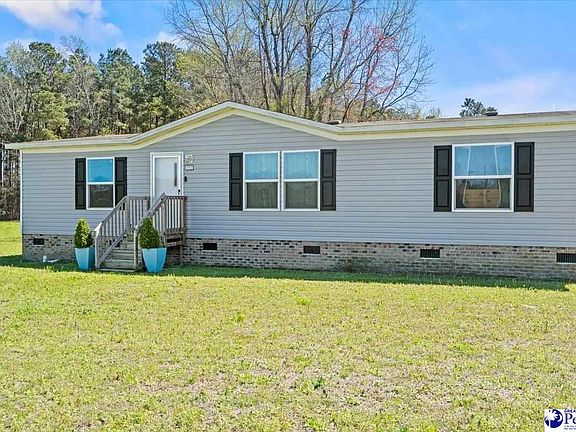 3rd image of 1112 Millers Rd