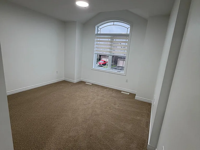 1838 Reilly Walk — Photo 10