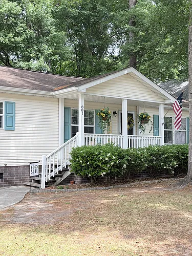801 Red Lighthouse Ln Photo 1