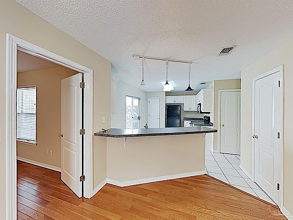 5th image of 5377 Flintwood Cir