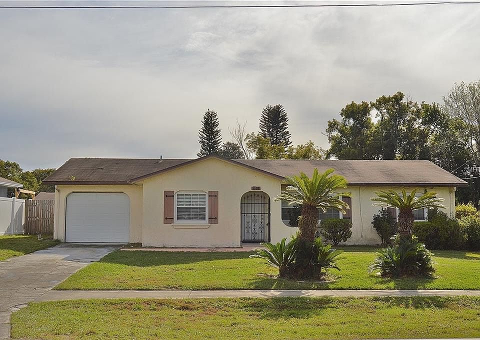 1st image of 1108 Park Dr