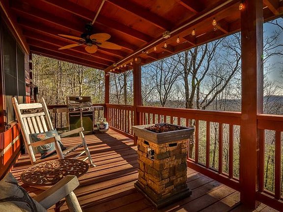 4th image of 382 Gobbler Knob Dr