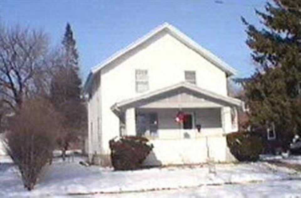 1st image of 1616 6th Ave