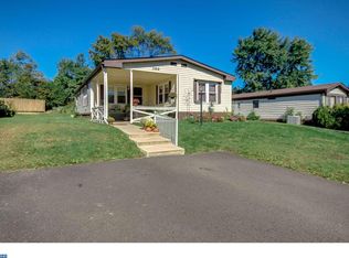 369 Woodstream Way, North Wales, PA 19454