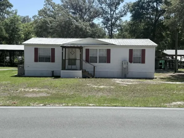 685 McDaniels Fishcamp Rd, Freeport, FL 32439