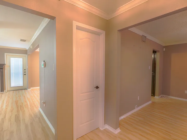 3149 Elderberry Ln — Photo 4