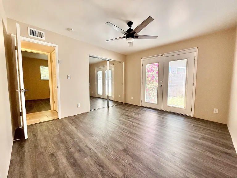 3110 N 40th St #8 — Photo 8