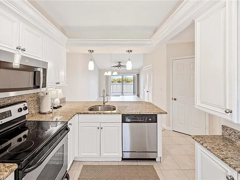 1015 Mainsail Dr #112 — Photo 13