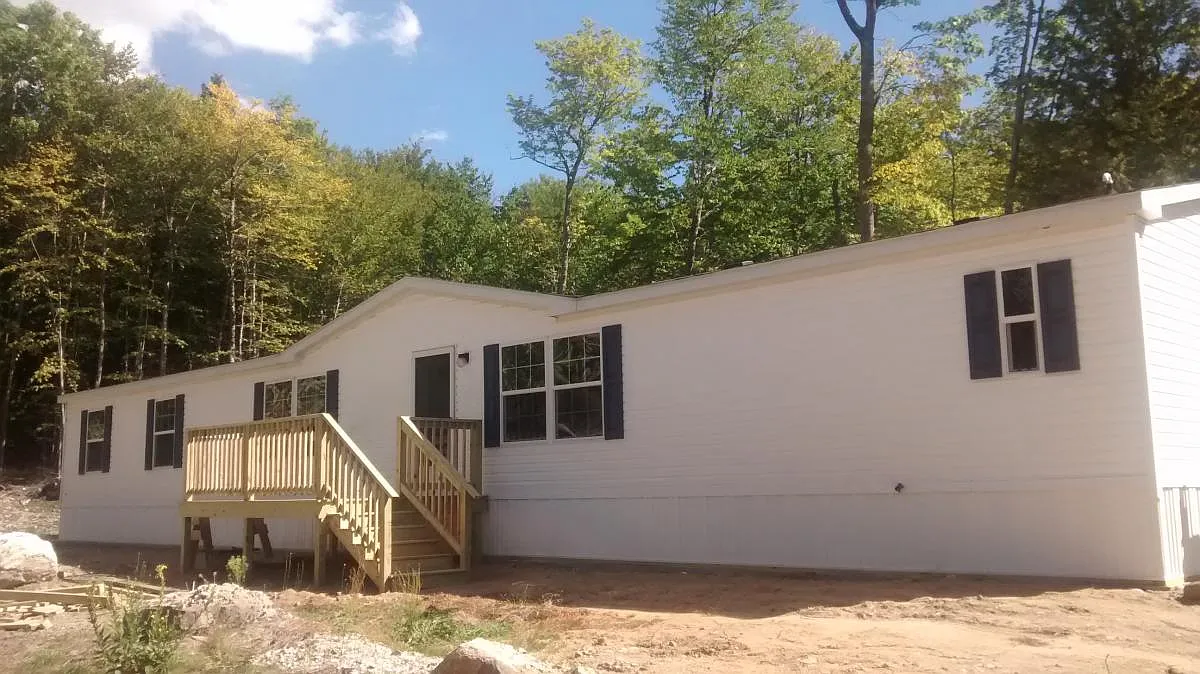 Building Photo - 335 Brett Hill Rd