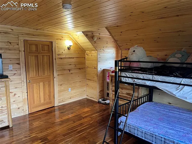 87 Thompson Roadla — Photo 33