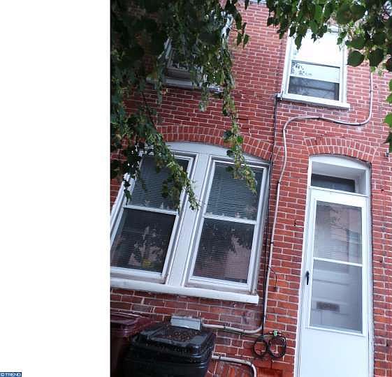 1st image of 16 Lower Oak St