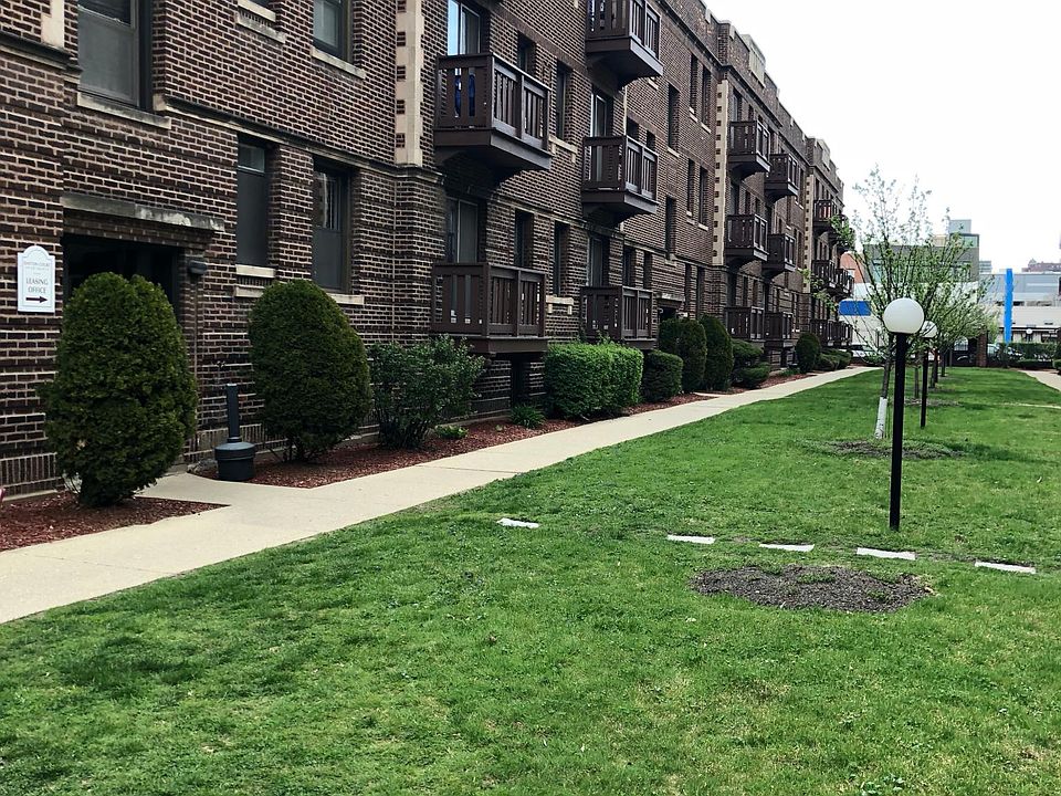 1st image of 3034 N Dayton St #1 B