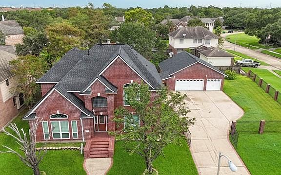 3rd image of 2806 Carmel Woods Drive
