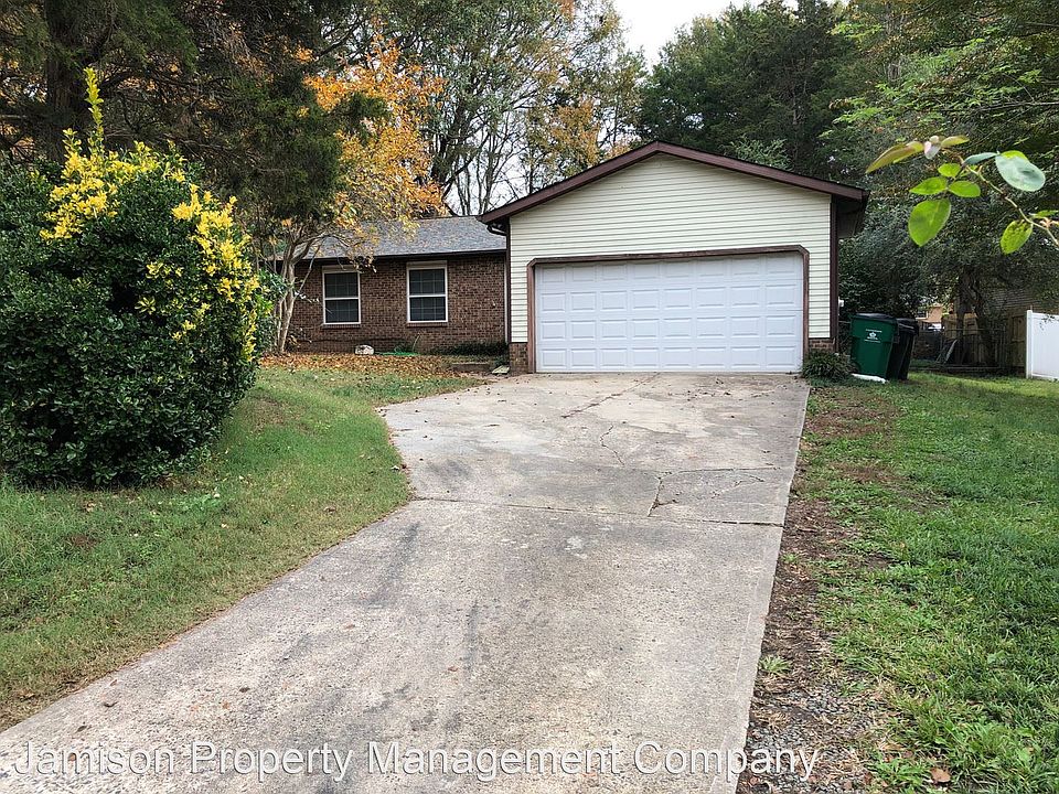 1st image of 7300 Connan Ln