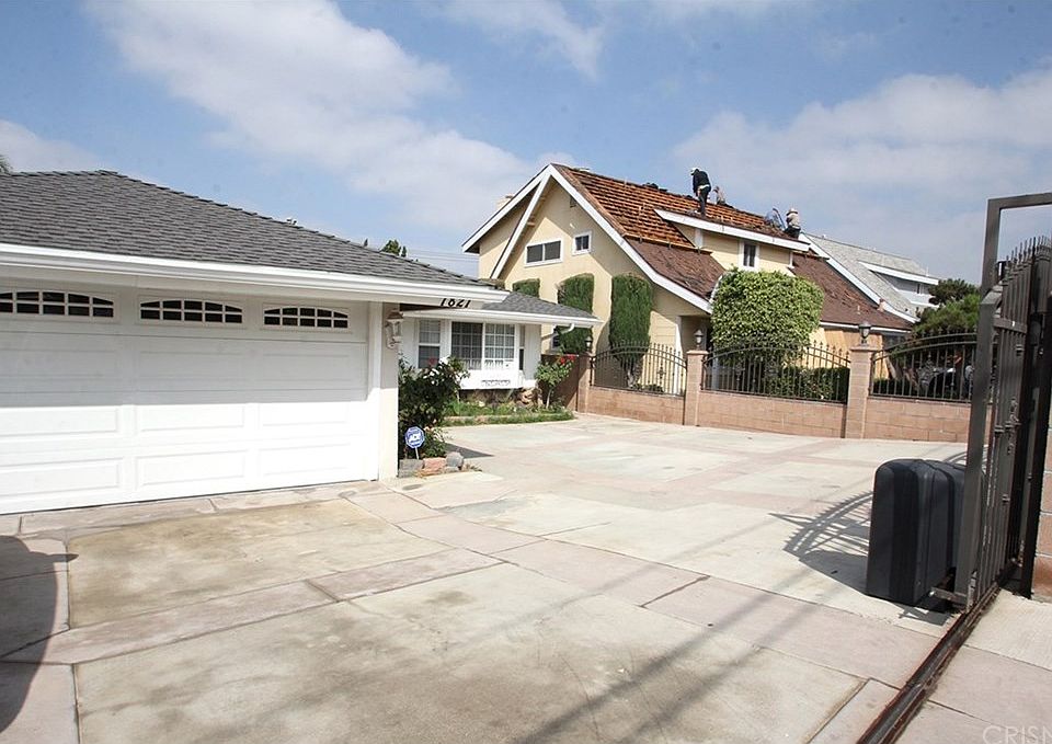 1st image of 7821 Bellaire Ave
