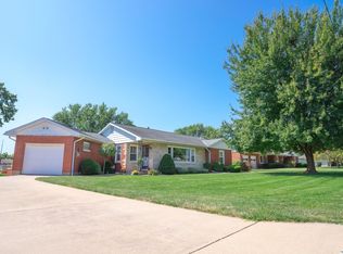 2310 Cherry Ln, Quincy, IL 62301