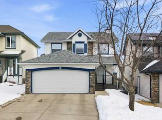 34 SW Arbour Stone Rise NW, Calgary, AB T3G 4N2
