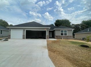 340 Granada St, Republic, MO 65738
