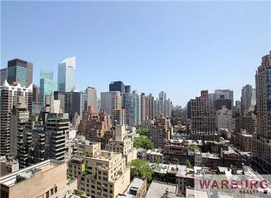 Sold by Warburg | media 20