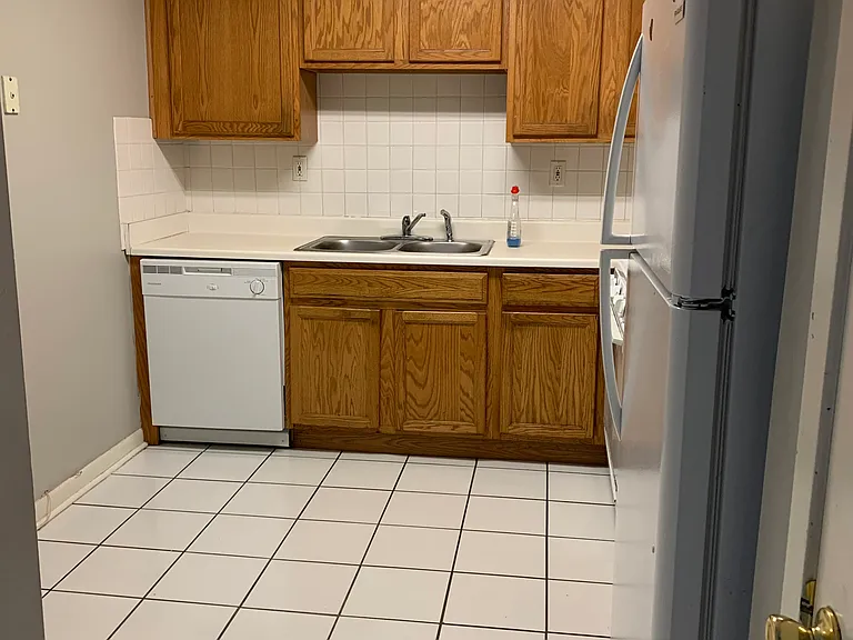 57 Washington Blvd #201 — Photo 3