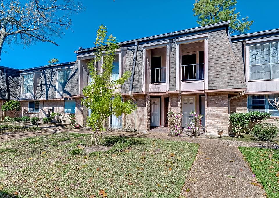 1st image of 12633 Memorial Dr APT 51