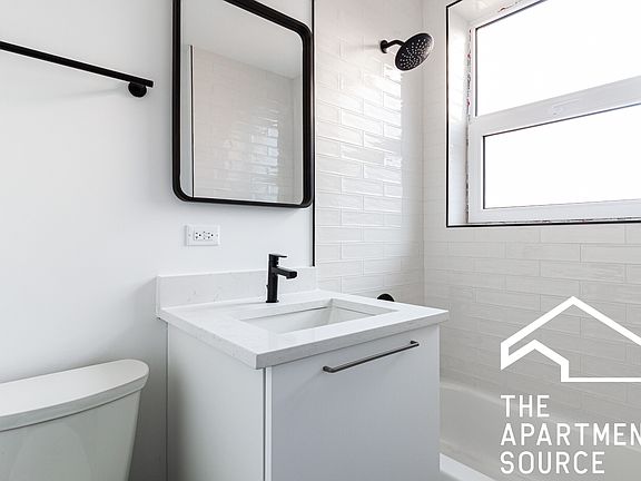 5th image of 941 W Carmen Ave #309