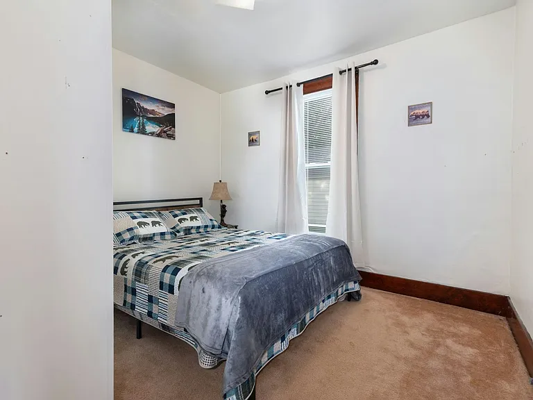 511 S 3rd St #1 — Photo 7