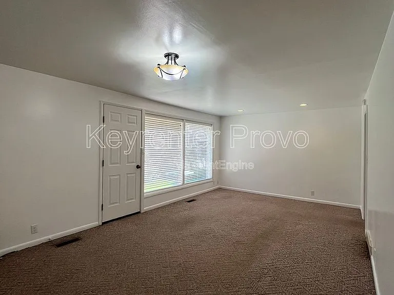 1589 S 200th St E — Photo 6