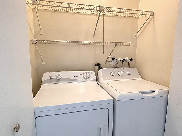 450 Stevenson Pl #450 — Photo 23
