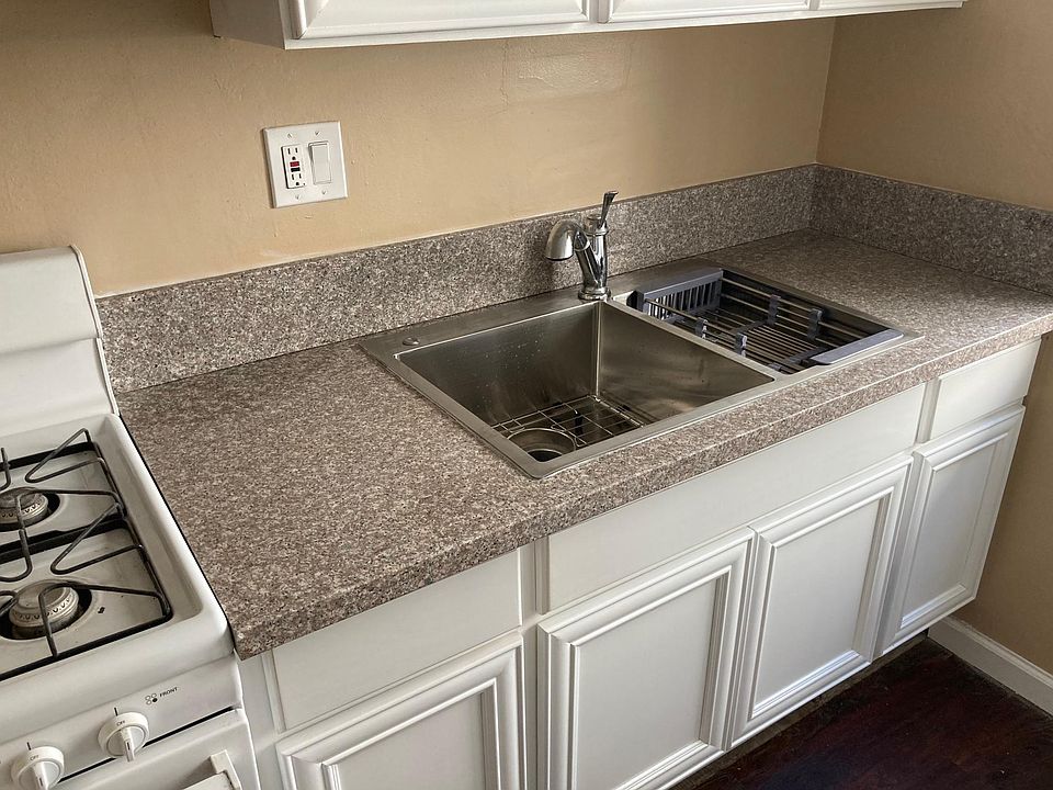 1st image of 1941 Wilcox Ave #7