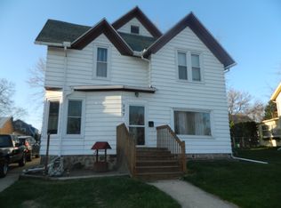 207 N 3rd St, Fort Atkinson, WI 53538