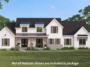 24 Ridge Field Road, Tuftonboro, NH 03816