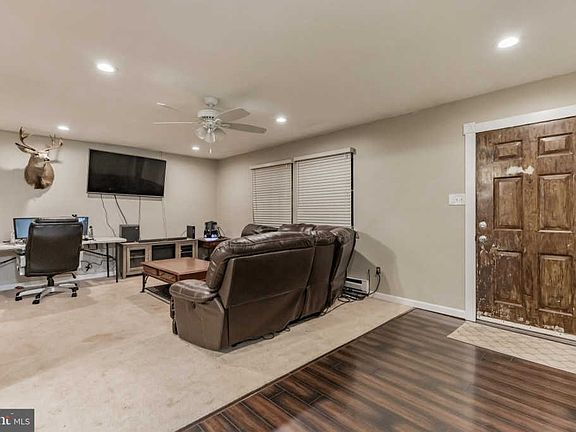 5th image of 602 Hunters Blvd