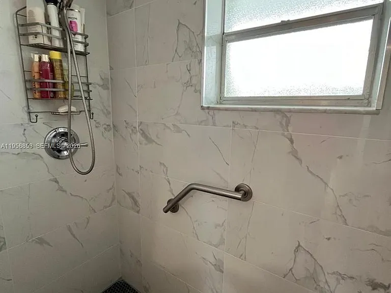 1501 S Ocean Blvd #315 — Photo 35
