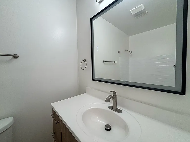 Northgate Addison Apartments — Photo 55