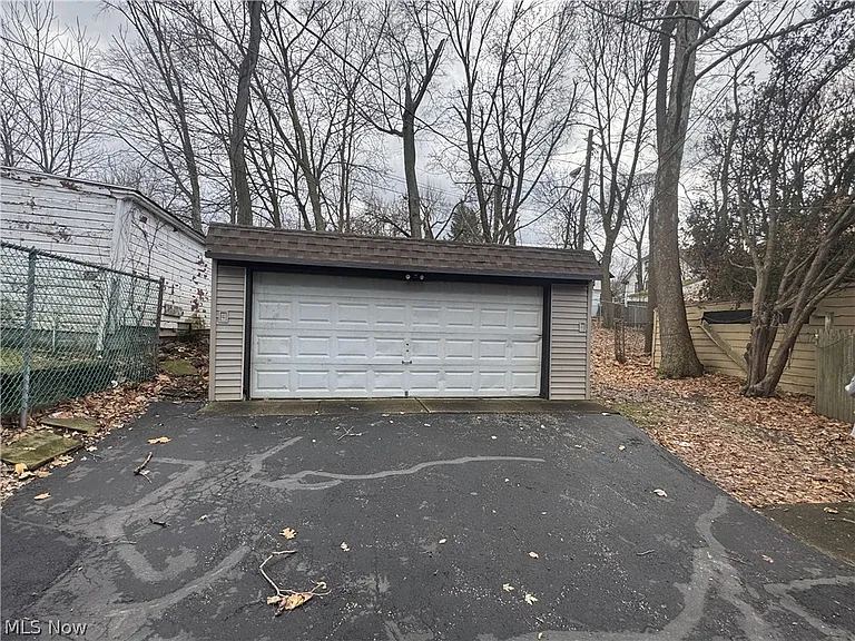 3242 Sycamore Rd #LEFT SIDE — Photo 19