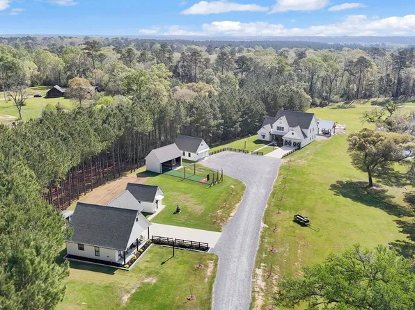 10118 State Highway 421, Saint Francisville, LA 70775
