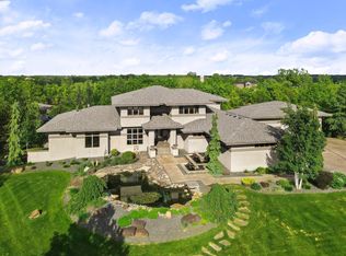 19555 Oak Grove Ave, Prior Lake, MN 55372