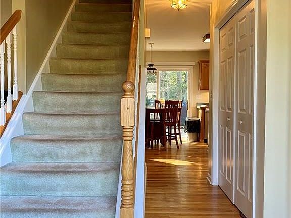 3rd image of 7874 Camerra Way