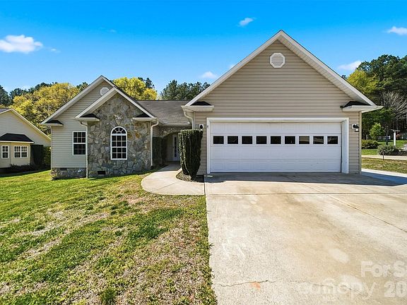 2nd image of 5175 Landing View Dr