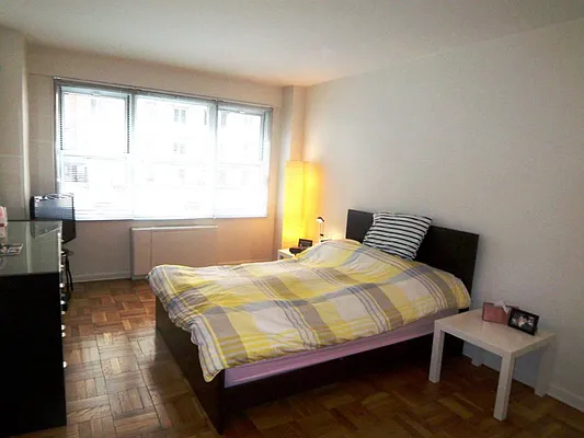 Rented by Town Residential | media 21