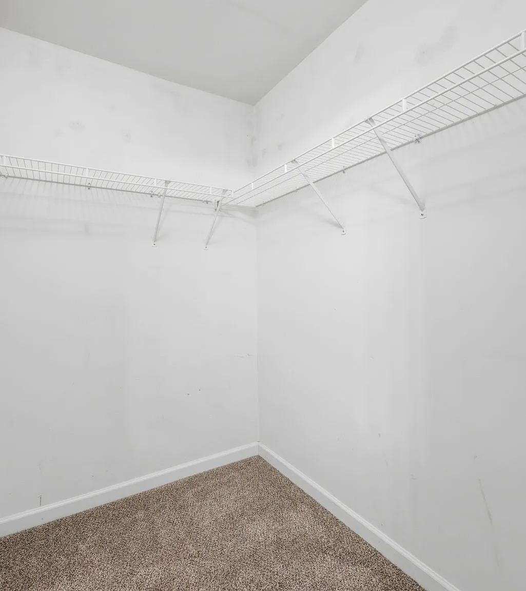 2 bed, 1014 sqft, $1,650 — Photo 4