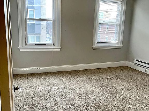 5th image of 2460 Memphis St #2