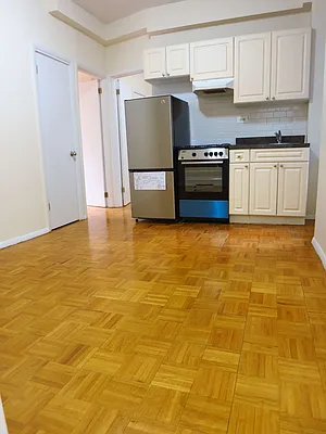 Rented by City & Suburban | media 21