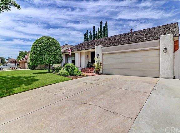 3rd image of 6119 E Calle Pantano