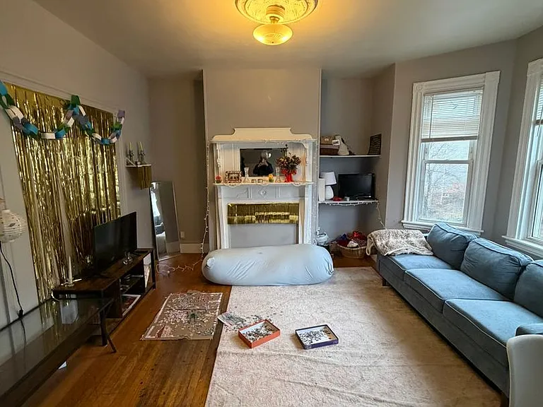 122 Hillside St #3 — Photo 5