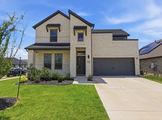 631 Southern Hills Dr, Red Oak, TX 75154