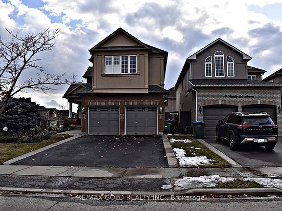 2nd image of 28 Bushberry Rd N